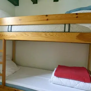 https://chalets-les-gentianes.midi-pyreneeshotels.com